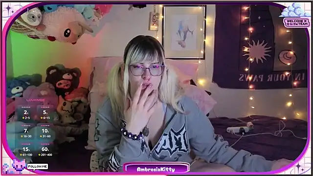 Snapshot of AmbrosiaKitty chatting on February 12, 2026, 6:35 am AmbrosiaKitty online show from February 12, 2026, 6:35 am