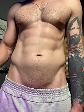 MachineDien online show from September 21, 2025, 10:04 pm