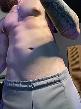 MachineDien online show from September 28, 2025, 12:06 am