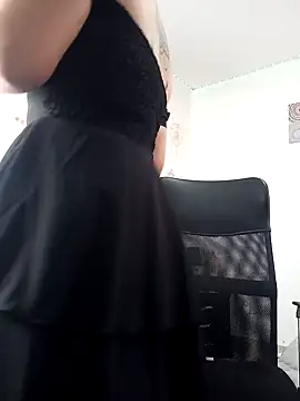 Snapshot of tata_laima__ chatting on February 4, 2025, 4:50 pm tata laima online show from February 4, 2025, 4:50 pm