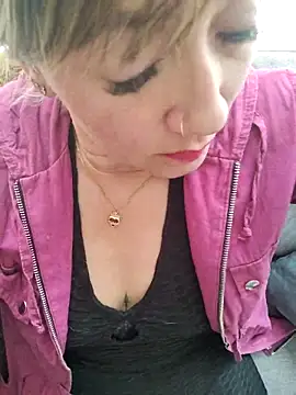 Snapshot of tata_laima__ chatting on November 22, 2025, 5:34 pm tata laima online show from November 22, 2025, 5:34 pm