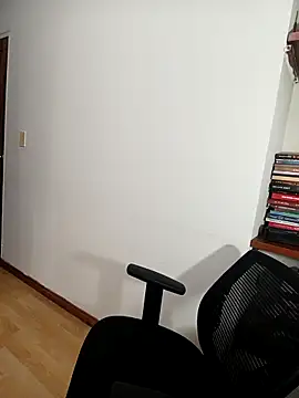 tata laima   online show from March 10, 2026, 12:31 pm