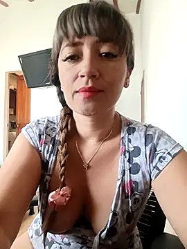 tata laima   online show from April 3, 2026, 3:07 pm