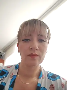 Snapshot of tata_laima__ chatting on November 17, 2025, 2:43 pm tata laima online show from November 17, 2025, 2:43 pm