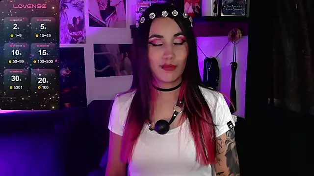 BLACKTSUKI7  online show from October 29, 2025, 9:03 pm