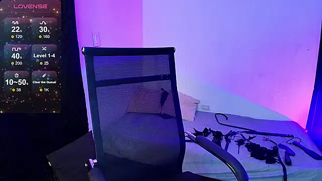 BLACKTSUKI7  online show from September 15, 2025, 9:37 pm