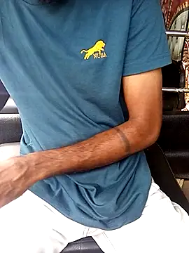 Snapshot of DulajThushara2468 chatting on February 7, 2026, 4:31 am DulajThushara2468 online show from February 7, 2026, 4:31 am