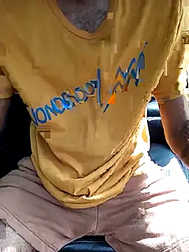 Snapshot of DulajThushara2468 chatting on February 3, 2026, 3:26 am DulajThushara2468 online show from February 3, 2026, 3:26 am