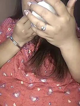 Ravina patil1 online show from February 20, 2025, 4:14 pm