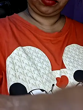 Ravina patil1 online show from September 29, 2025, 7:08 pm