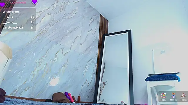 TIINABELL online show from October 28, 2025, 8:19 pm