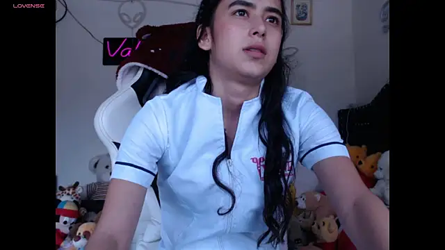 Snapshot of ValeryBaker_ chatting on November 4, 2025, 5:39 pm ValeryBaker online show from November 4, 2025, 5:39 pm