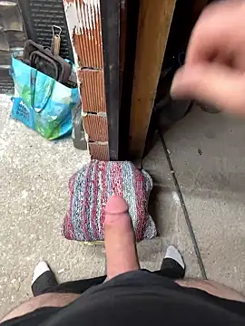 lazoglu0061 online show from November 3, 2025, 7:06 pm