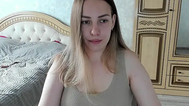 Snapshot of Mia_shy1 chatting on September 9, 2025, 6:56 am Mia shy1 online show from September 9, 2025, 6:56 am