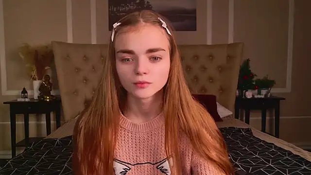 Snapshot of SophieSuvi chatting on December 15, 2024, 2:37 pm SophieSuvi online show from December 15, 2024, 2:37 pm