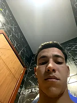 Snapshot of novin19_ chatting on November 11, 2025, 8:36 pm novin19 online show from November 11, 2025, 8:36 pm