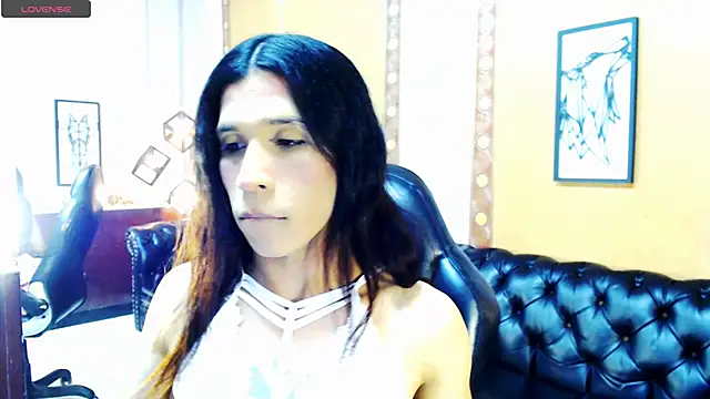 Snapshot of SaraSofia44 chatting on September 20, 2025, 1:32 am SaraSofia44 online show from September 20, 2025, 1:32 am