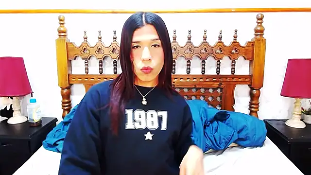 Snapshot of SaraSofia44 chatting on January 12, 2025, 5:24 am SaraSofia44 online show from January 12, 2025, 5:24 am