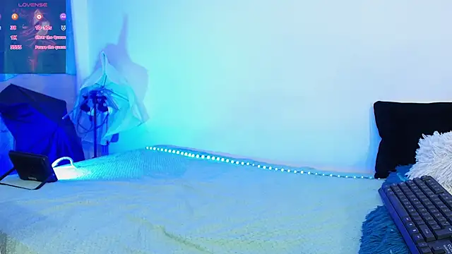 Snapshot of _nickconnor01 chatting on December 19, 2025, 9:06 pm nickconnor01 online show from December 19, 2025, 9:06 pm