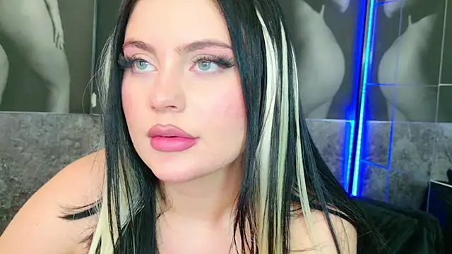 Snapshot of celia_chanel chatting on March 14, 2025, 2:30 pm celia chanel online show from March 14, 2025, 2:30 pm