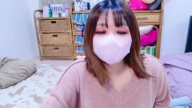 Megu Melon online show from May 31, 2026, 4:07 am