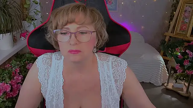 sugar vivien online show from May 6, 2026, 6:12 pm