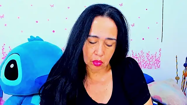 Snapshot of HorniestMilf chatting on June 3, 2026, 8:13 pm HorniestMilf online show from June 3, 2026, 8:13 pm