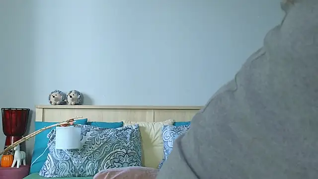 Snapshot of MileyMiller chatting on January 26, 2025, 8:57 am MileyMiller online show from January 26, 2025, 8:57 am