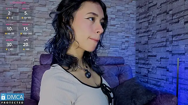 Snapshot of BellaOdisea chatting on November 19, 2025, 10:43 pm BellaOdisea online show from November 19, 2025, 10:43 pm