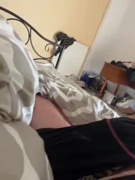 Snapshot of Dandi19 chatting on September 23, 2025, 8:43 am Dandi19 online show from September 23, 2025, 8:43 am