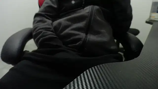 Snapshot of Dandi19 chatting on November 5, 2025, 12:03 am Dandi19 online show from November 5, 2025, 12:03 am