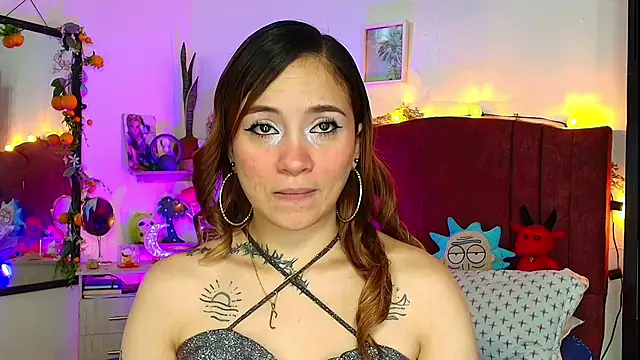 Snapshot of alisson_zafiro_ chatting on April 27, 2026, 12:08 am alisson zafiro online show from April 27, 2026, 12:08 am