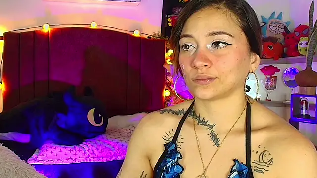 Snapshot of alisson_zafiro_ chatting on May 11, 2026, 4:14 am alisson zafiro online show from May 11, 2026, 4:14 am