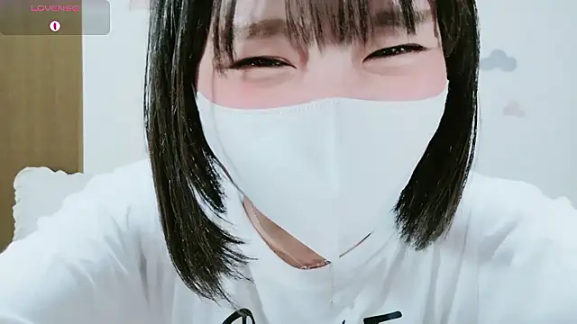 Snapshot of _Iroha_99 chatting on June 3, 2026, 2:33 pm Iroha 99 online show from June 3, 2026, 2:33 pm
