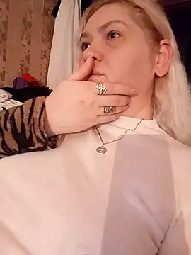 Minna Jeannie online show from November 25, 2025, 3:07 am