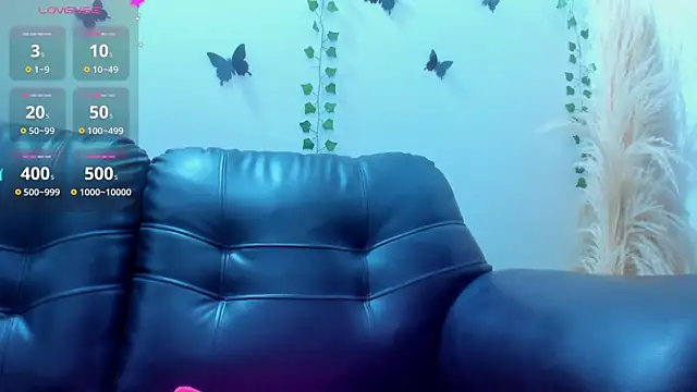 Amani Bakir online show from November 14, 2025, 1:04 pm