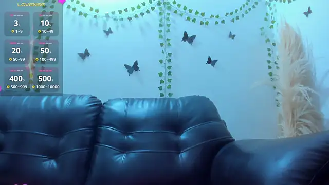 Snapshot of Amani_Bakir chatting on January 19, 2026, 1:15 pm Amani Bakir online show from January 19, 2026, 1:15 pm