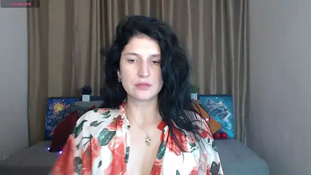 Snapshot of Alianna_Solo_Kisses chatting on March 18, 2025, 3:33 pm Alianna Solo Kisses online show from March 18, 2025, 3:33 pm