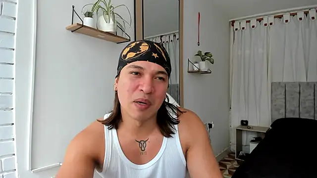 Snapshot of Valerioe chatting on March 13, 2025, 5:07 pm Valerioe online show from March 13, 2025, 5:07 pm