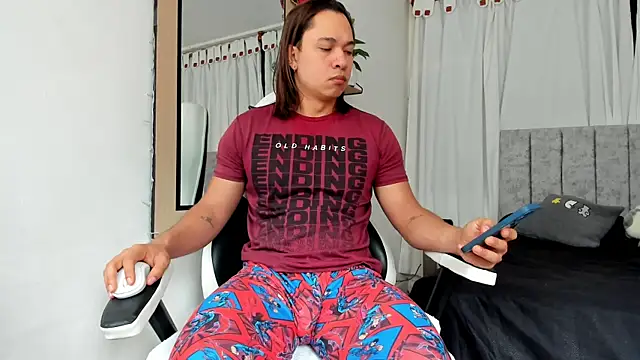 Valerioe online show from November 6, 2025, 1:04 pm