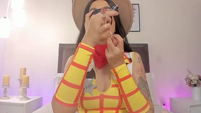 Snapshot of helen_mooree chatting on October 11, 2025, 1:34 pm helen mooree online show from October 11, 2025, 1:34 pm