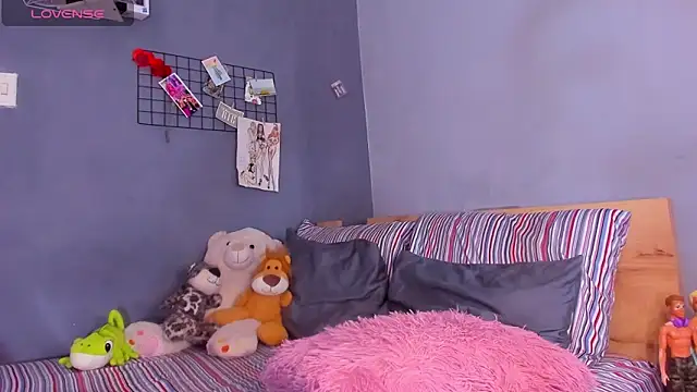 Snapshot of tiffbeatiful chatting on February 20, 2025, 3:23 am tiffbeatiful online show from February 20, 2025, 3:23 am