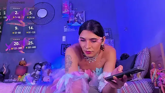 tiffbeatiful online show from October 30, 2025, 9:18 am