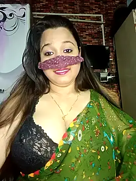 albelasummi702 online show from March 1, 2026, 2:33 am