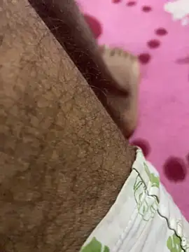 Snapshot of yourluckyfuckboy chatting on December 2, 2025, 2:30 pm yourluckyfuckboy online show from December 2, 2025, 2:30 pm