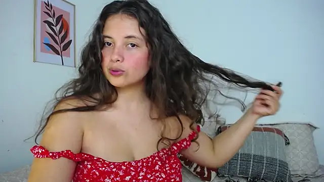 Snapshot of lirio05 chatting on March 21, 2025, 12:40 am lirio05 online show from March 21, 2025, 12:40 am