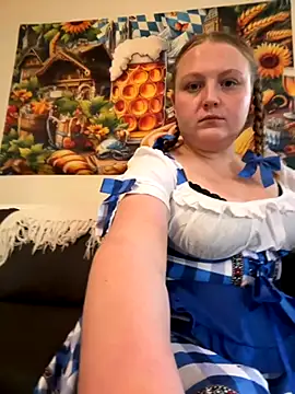 PhatAssBlond online show from September 29, 2025, 9:09 pm