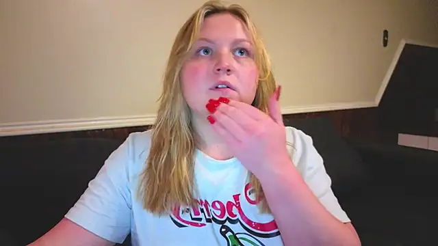 PhatAssBlond online show from February 18, 2026, 3:04 am