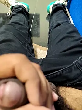 SplitPrestige19 online show from March 29, 2026, 2:08 pm