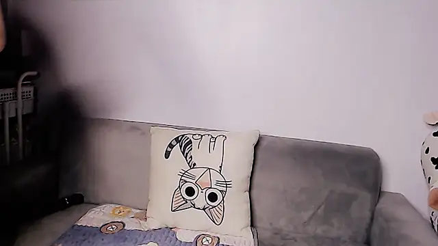 phuong-anh1709 online show from December 3, 2025, 7:24 pm